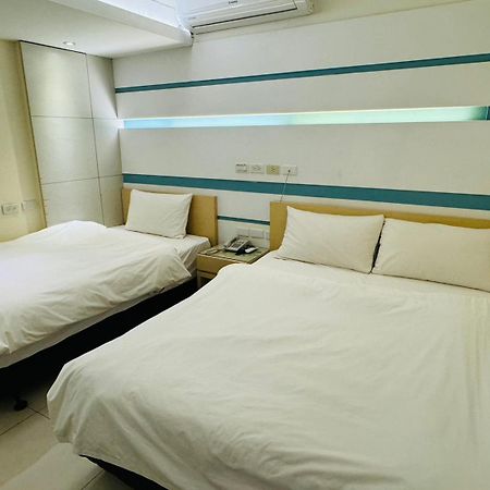 Kiwi Express Hotel - Kaohsiung Station Экстерьер фото
