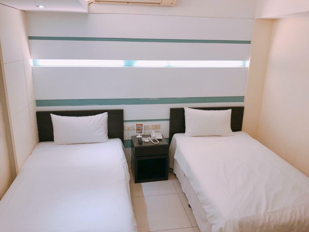 Kiwi Express Hotel - Kaohsiung Station Экстерьер фото